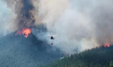Mario Capello vinculó los incendios en Chubut con la prohibición de la minería en esa provincia