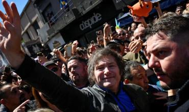 Milei viaja a Mar del Plata para reactivar su agenda partidaria y busca retener el apoyo en distritos clave