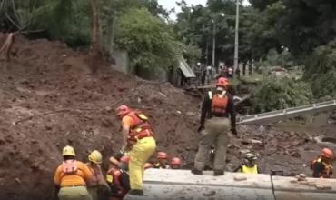 Tragedia en Paraguay: buscan a un niño argentino arrastrado por el agua en medio de intensas lluvias