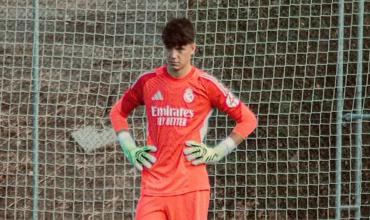 Ataja en el Real Madrid, jugó para España y fue citado por primera vez a la selección argentina