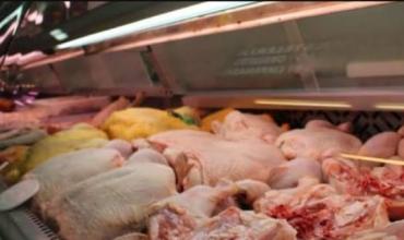 El pollo aumentó un 50% en 2025 y crece la preocupación en el sector