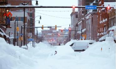 Nueva York en estado de emergencia: así se vive el toque de queda por histórico temporal de nieve