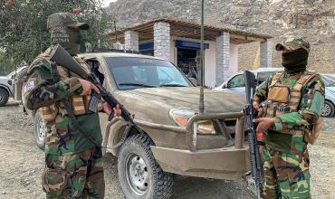 Los “halcones” de Afganistán y Pakistán justifican los combates