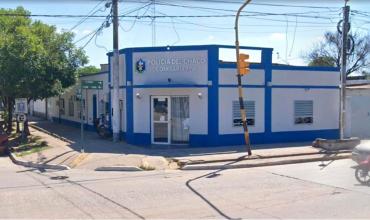 Quiso ingresar cañoncitos con cocaína a una comisaría de Chaco y quedó detenido