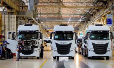 Un gigante europeo fabricará camiones en Córdoba para abastecer a la minería