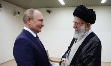 Putin felicitó al hijo de Khamenei por heredar el cargo de líder supremo de Irán y garantizó su apoyo “inquebrantable”