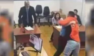  San Juan: Un preso quiso pegarle al fiscal y rompió el televisor que había en la sala