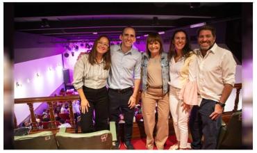 Patricia Bullrich se mostró en la calle Corrientes junto al gendarme Nahuel Gallo
