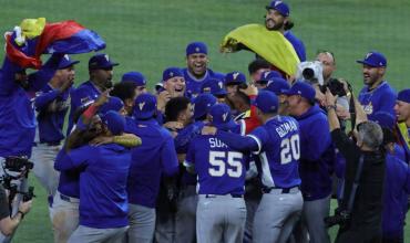 Venezuela hizo historia: venció 3-2 a Estados Unidos y conquistó su primer Clásico Mundial de béisbol