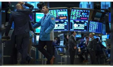 Caída de bonos y riesgo país hacia los 620 puntos