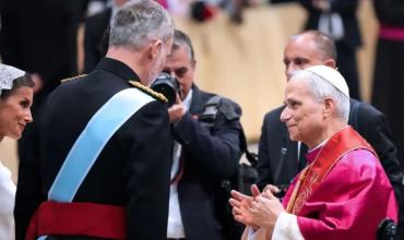 Los reyes Felipe VI y Letizia se reúnen hoy con el Papa León XIV en el Vaticano