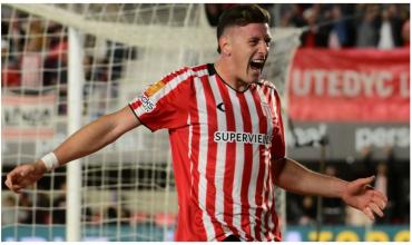 Estudiantes goleó a Central Córdoba por 5-0 con un hat trick de Gaich