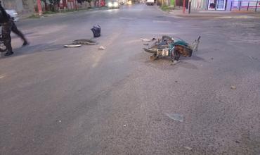 Chepes: chocó a unos motociclistas y se dio a la fuga