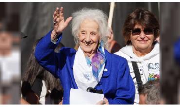Estela de Carlotto cuestionó a Milei: "El Gobierno está en otro mundo, quizás pronto esté entre rejas"