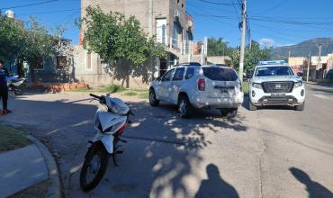 Capital: un motociclista resultó herido tras chocar con una camioneta en avenida Luis Vernet
