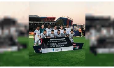 San Lorenzo lució un parche por el Día de la Memoria