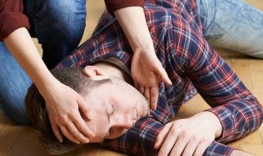 Alertan que 3 de cada 10 personas con epilepsia no logran controlar sus crisis con medicación