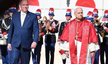 En Mónaco, el Papa denunció “los abismos entre ricos y pobres”