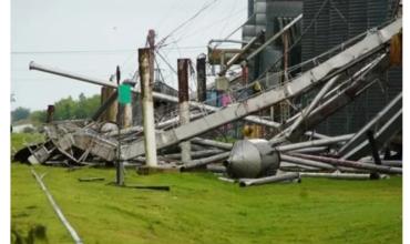 Un tornado causó estragos en el sur de Santa Fe y dejó a la localidad de Bombal sin luz