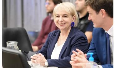 La Libertad Avanza propone prohibir celulares en cárceles: proyecto para frenar delitos desde los penales