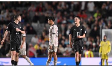 Chile cayó por goleada 4-1 contra Nueva Zelanda y explotaron las críticas: “Desastre”, “papelón” y “pesadilla”