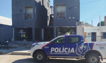 Allanamiento por una causa de estafa con resultado negativo en barrio Santa Justina