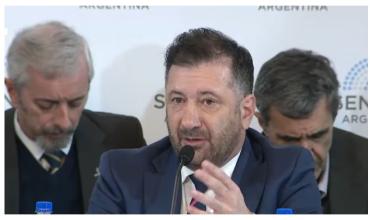 A dos semanas del juicio por contrabando, Edgardo Kueider espera detenido en Paraguay