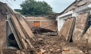 Se derrumbó parte del techo de un garaje en Ulapes: no había moradores y solo se registraron daños materiales