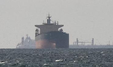 Tensión extrema: Irán bloquea nuevamente el estrecho de Ormuz en represalia a los ataques de Israel al Líbano