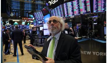 Subieron los bonos y las acciones y el riesgo país bajó de los 600 puntos