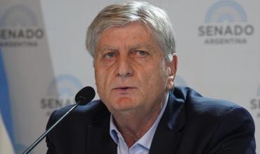 El gobernador de La Pampa anunció que acudirá a la Justicia para frenar la Ley de Glaciares