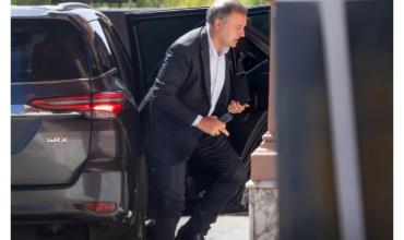 El Gobierno debate el silencio de Manuel Adorni, que prepara su presentación en el Congreso