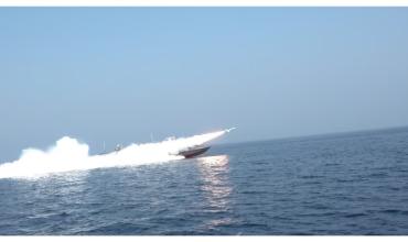 La Guardia Revolucionaria de Irán atacó a un petrolero en el estrecho de Ormuz
