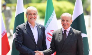 Pakistán busca destrabar las negociaciones entre EEUU e Irán en medio de las dudas sobre la participación de Teherán