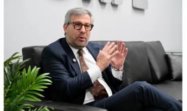 Perú: jefe electoral renuncia tras fallas que provocaron demoras en el escrutinio