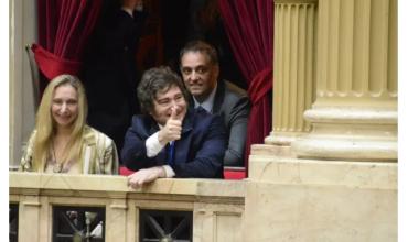 En medio de la crisis, Javier Milei se mostrará con Adorni y confirmó su candidatura en 2027