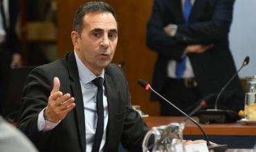 El Gobierno impulsa una nueva regla para las paritarias y busca que las empresas mejoren los salarios