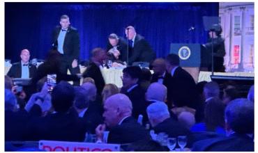 Evacuaron a Trump por una amenaza durante una cena con periodistas