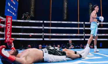 El espectacular KO de Alan Cháves al mexicano Miguel Madueño en Las Vegas