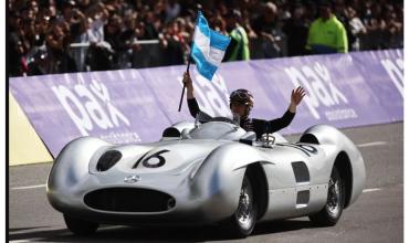 Histórico: Franco Colapinto rodó por primera vez con un Fórmula 1 por las calles de Buenos Aires frente a más de 500 mil personas