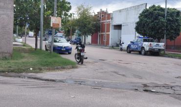 Allanamiento en barrio Angelelli tras una denuncia por amenazas con arma de fuego entre vecinos