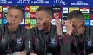 La furia de un DT argentino con los periodistas tras ganar en la Copa Sudamericana: “¡Qué malos que son!”