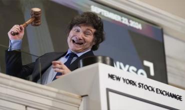 Wall Street apuesta a la deuda argentina, aunque pone el ojo en el desgaste de Milei