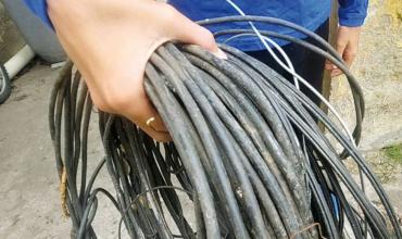 Robaron 300 metros de cable en un complejo de pádel de Chamical y dejaron las canchas sin energía