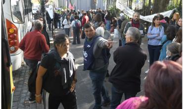 “Una marcha política opositora”: La Libertad Avanza cuestionó la movilización federal de las universidades