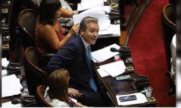Martín Soria, sin piedad contra Adorni: “Es el único argentino que Milei sacó de la pobreza”