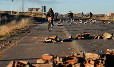Cuatro muertes por falta de atención médica debido a los bloqueos y las violentas protestas contra el Gobierno en Bolivia