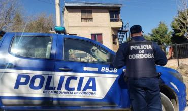 Un hombre murió y otro resultó gravemente herido al chocar una moto y un automóvil en Córdoba