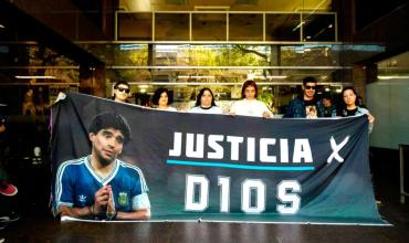 Juicio por la muerte de Maradona: declararán el ex director de la Clínica Olivos y el neurocirujano que lo operó