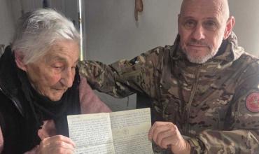 Es veterano de Malvinas, recuperó una carta que le robaron hace 42 años y emocionó a su mamá